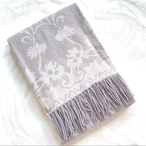Magaschoni Cashmere Throw Frosted Gray Grey Vintage/ White Pattern - Picture 5 of 6